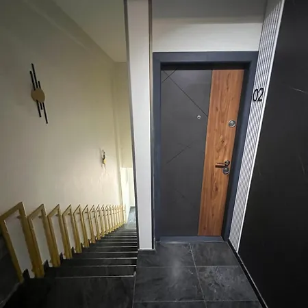 Apartment Sicant - Self Check-in *